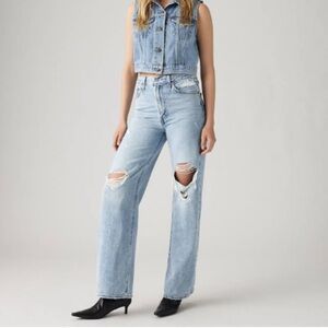 NWT Levi ribcage jeans